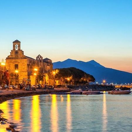 ホテルVico Dell' Annunziata ガエータ エクステリア 写真